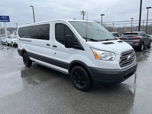 Used 2018 Ford Transit 350 XLT image 11