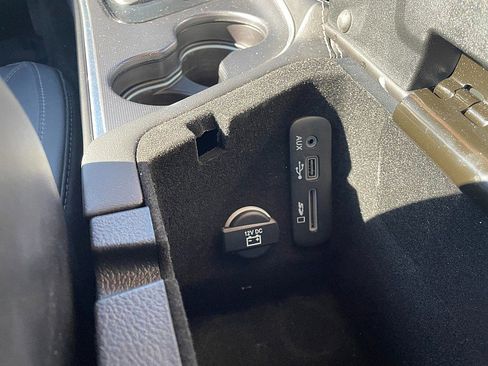 Used 2016 Dodge Challenger SXT Plus image 17