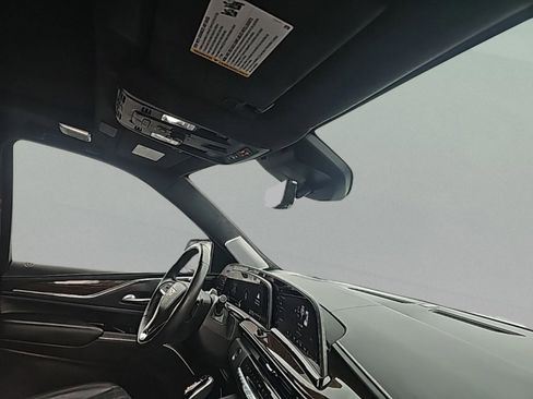 Used 2024 Cadillac Escalade ESV Sport Platinum w/ LPO, ONYX Package image 32