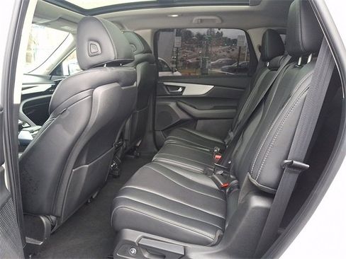 Used 2024 Acura MDX SH-AWD w/ Technology Package image 10