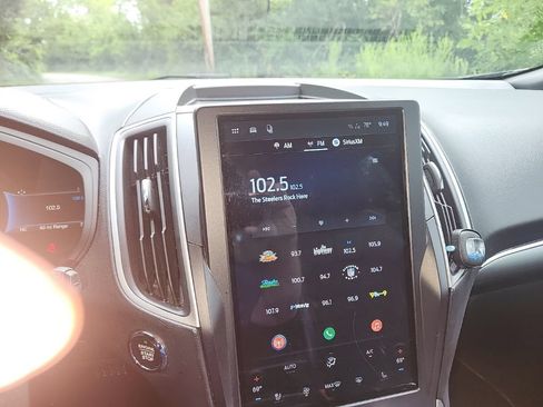 Used 2024 Ford Edge ST-Line AWD/4WD image 9
