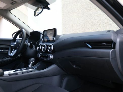Used 2023 Nissan Sentra SV image 31