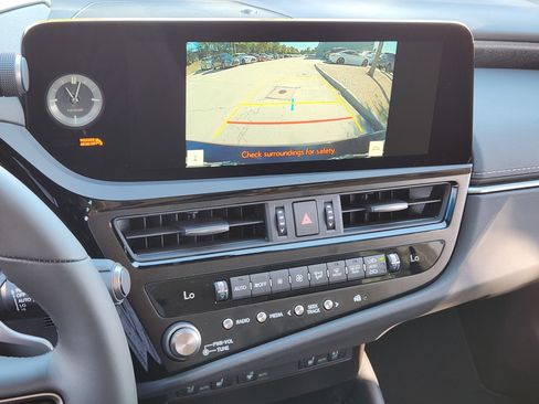 New 2025 Lexus ES 350 w/ Premium Package image 12