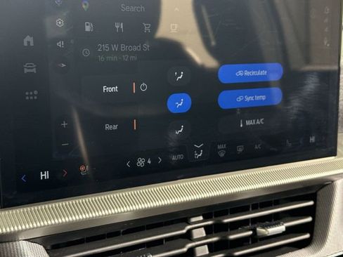 Used 2025 Ford Explorer ST image 28