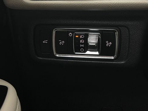 Used 2025 Lincoln Corsair FWD image 22