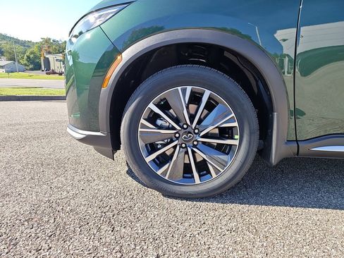 New 2026 INFINITI QX60 Luxe image 13