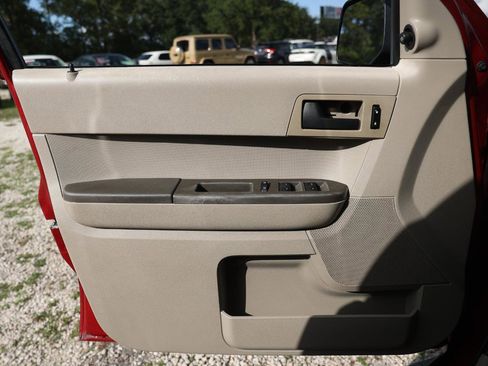 Used 2008 Ford Escape XLS FWD image 35