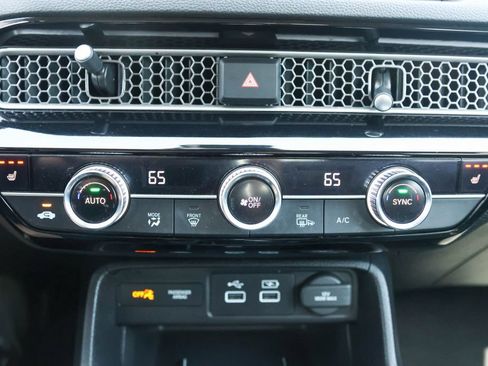 Used 2023 Honda Civic Touring image 17