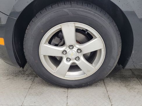 Used 2014 Chevrolet Cruze LT image 31