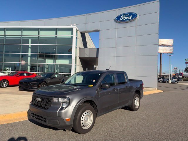 Used 2025 Ford Maverick XL FWD image 1