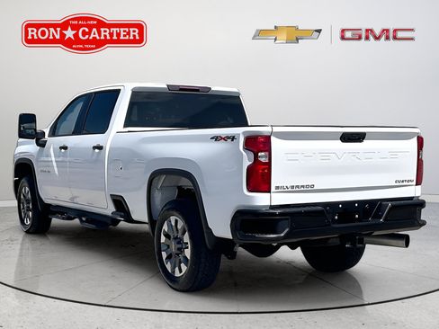 Used 2025 Chevrolet Silverado 2500 Custom w/ Custom Value Package AWD/4WD image 4