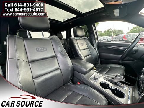 Used 2019 Jeep Grand Cherokee Overland AWD/4WD image 27