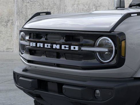New 2026 Ford Bronco Outer Banks AWD/4WD image 19