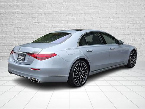 Used 2022 Mercedes-Benz S 580 4MATIC Sedan image 6