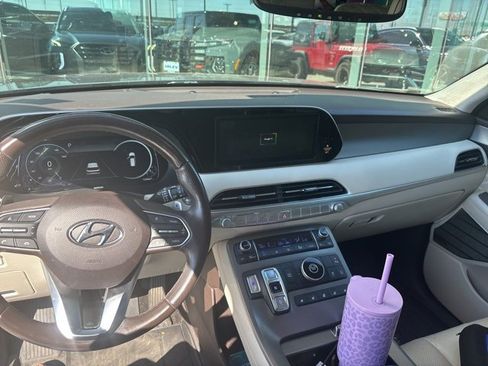 Used 2020 Hyundai Palisade Limited image 13