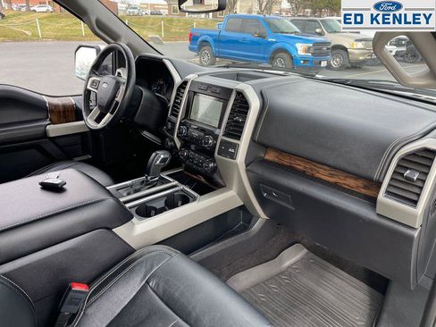 Used 2019 Ford F150 Lariat image 31