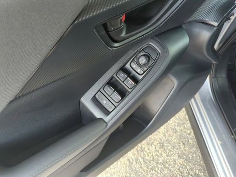 Used 2025 Subaru Crosstrek 2.0i Premium image 14