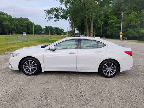 Used 2020 Acura TLX FWD image 7