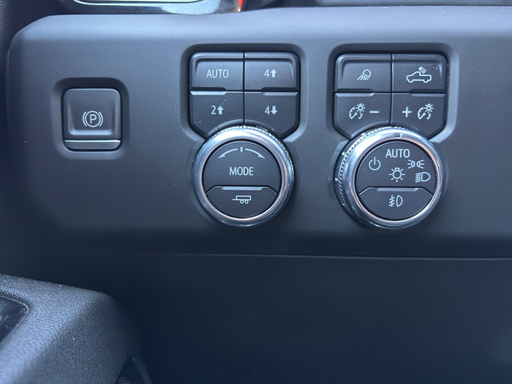 Used 2023 GMC Sierra 1500 AT4 AWD/4WD image 14