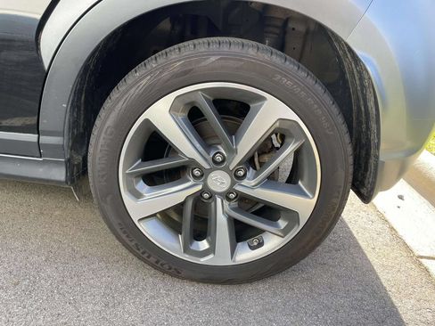 Used 2019 Hyundai Kona Ultimate AWD/4WD image 5