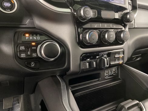 Used 2022 RAM 1500 Big Horn AWD/4WD image 31