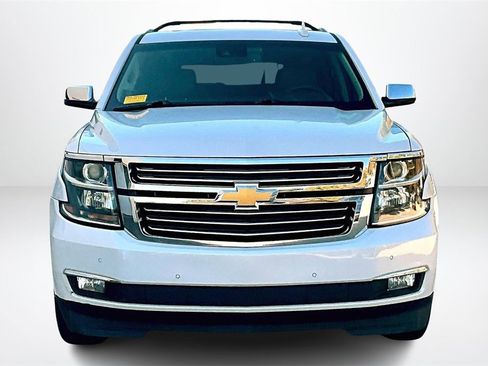 Used 2020 Chevrolet Suburban Premier image 2
