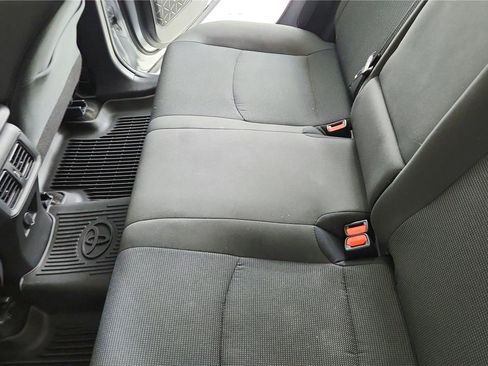 Used 2025 Toyota RAV4 LE AWD/4WD image 15