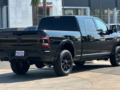 Used 2024 RAM 3500 Limited image 4