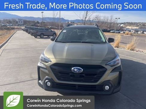 Used 2025 Subaru Outback Onyx Edition image 2