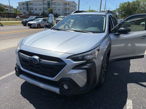Certified 2025 Subaru Outback Limited w/ Popular Package #2 AWD/4WD image 1