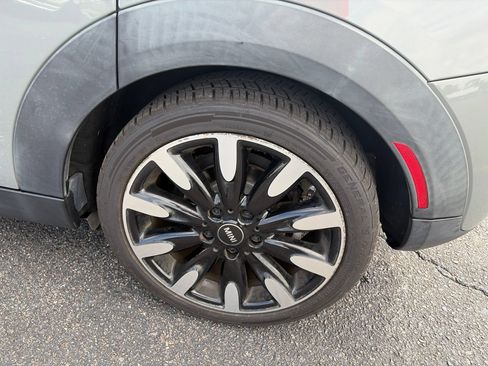 Used 2016 MINI Cooper 4-Door Hardtop FWD image 11