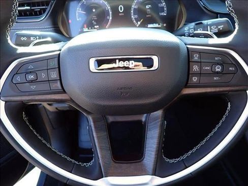 New 2026 Jeep Grand Cherokee L Limited AWD/4WD image 20