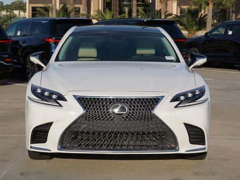 Used 2018 Lexus LS 500 AWD w/ Luxury Package image 2
