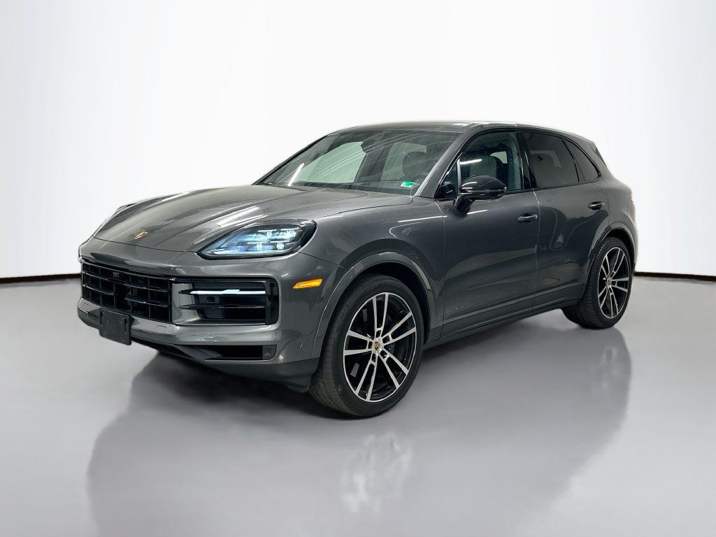 Certified 2024 Porsche Cayenne AWD/4WD image 1