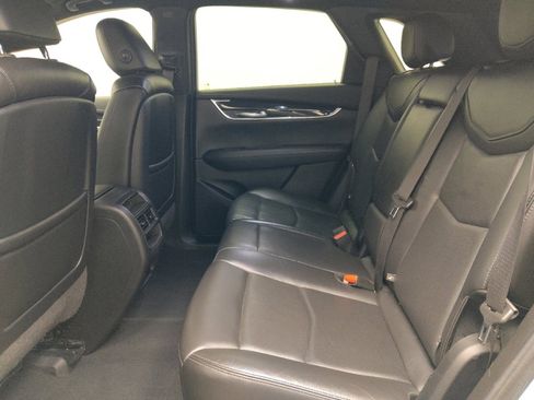 Used 2020 Cadillac XT5 Premium Luxury FWD image 18