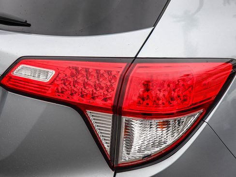 Certified 2020 Honda HR-V EX image 9