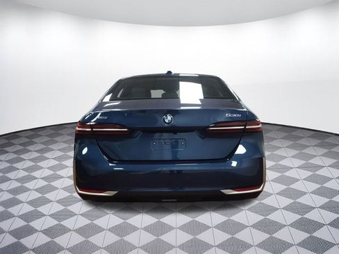 New 2026 BMW 530i xDrive 530i xDrive image 9