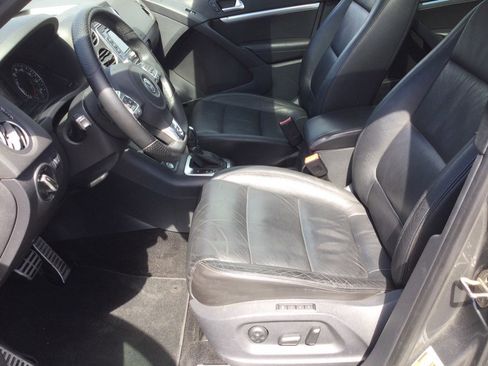 Used 2014 Volkswagen Tiguan SEL AWD/4WD image 19