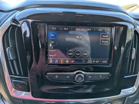 Used 2021 Chevrolet Traverse LS FWD image 54