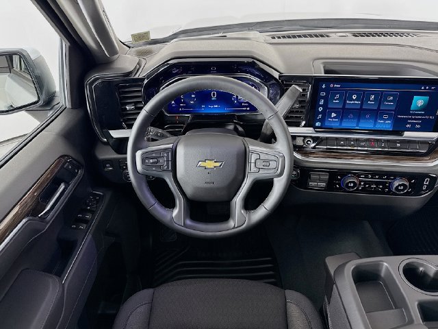 Used 2026 Chevrolet Silverado 1500 LT AWD/4WD image 24