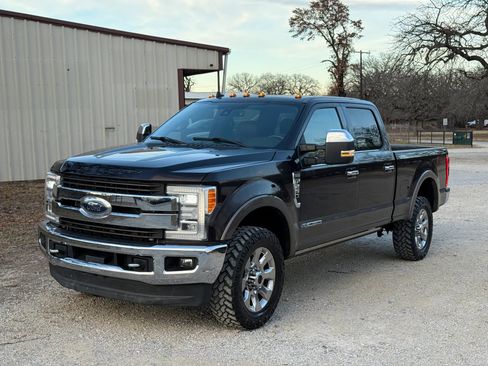 Used 2019 Ford F250 King Ranch w/ King Ranch Ultimate Package image 6