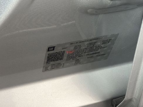 Used 2018 Chevrolet Suburban Premier image 29