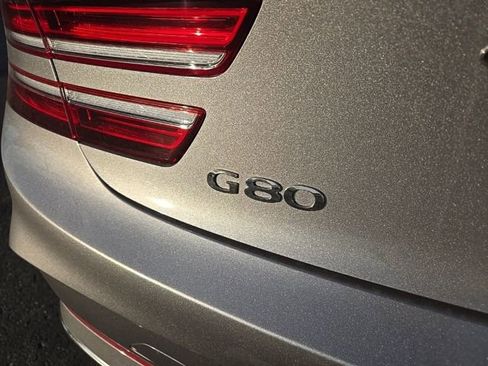 Used 2025 Genesis G80 2.5T image 11