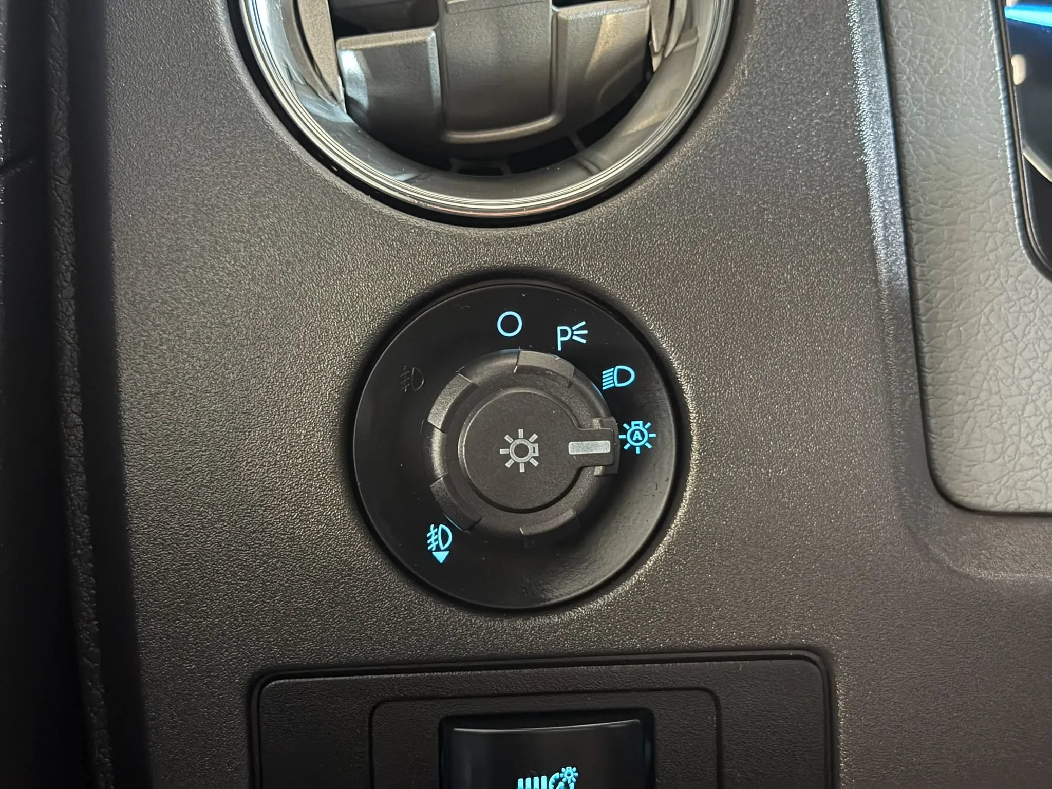 Used 2011 Ford F150 XLT w/ XTR Pkg AWD/4WD image 19