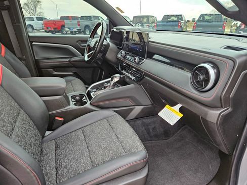 Used 2023 Chevrolet Colorado Z71 w/ Z71 Convenience Package 2 image 35