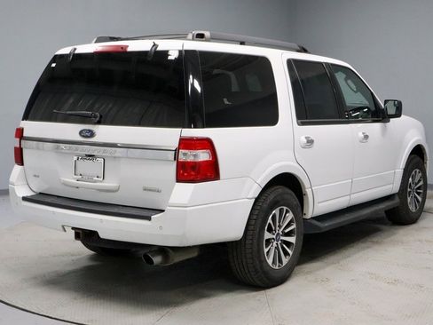 Used 2017 Ford Expedition XLT image 12