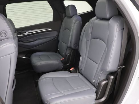 Used 2022 Buick Enclave Essence w/ Experience Buick Package image 12