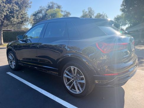 Used 2022 Audi Q3 2.0T Premium w/ Black Optic Sport Package AWD/4WD image 2