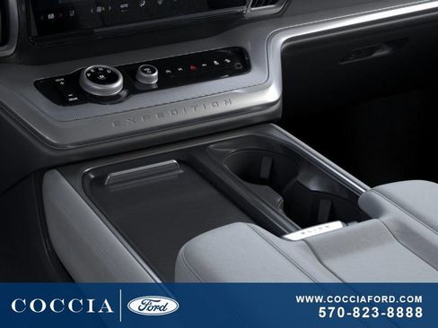 New 2026 Ford Expedition Max Active image 15