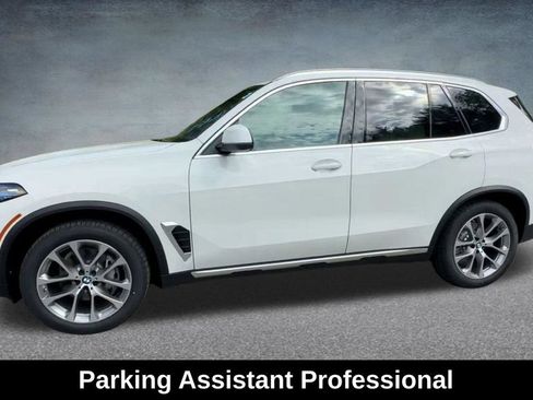 Used 2024 BMW X5 xDrive40i w/ Premium Package AWD/4WD image 12